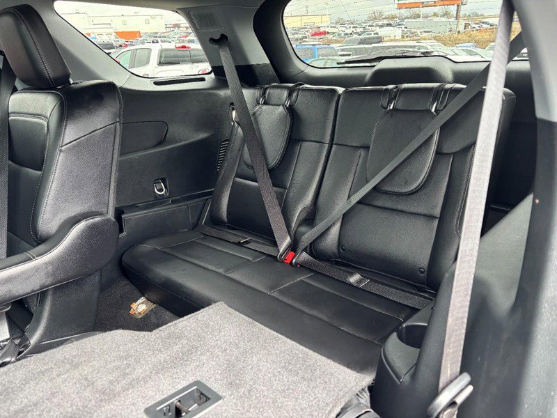 Used 2023 Ford Explorer Limited w/ Limited Technology Package image 12