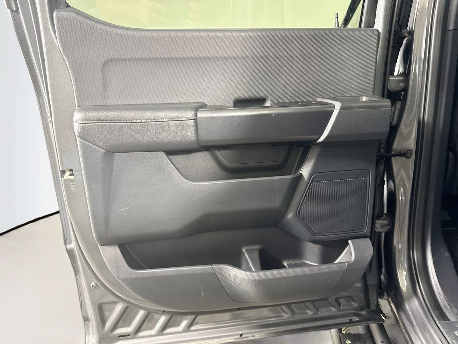 Used 2024 Ford F150 STX w/ Mobile Office Package RWD image 21