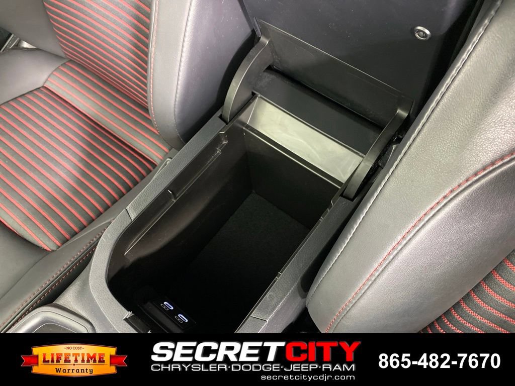 Used 2023 Toyota RAV4 XSE w/ Weather Package AWD/4WD image 23
