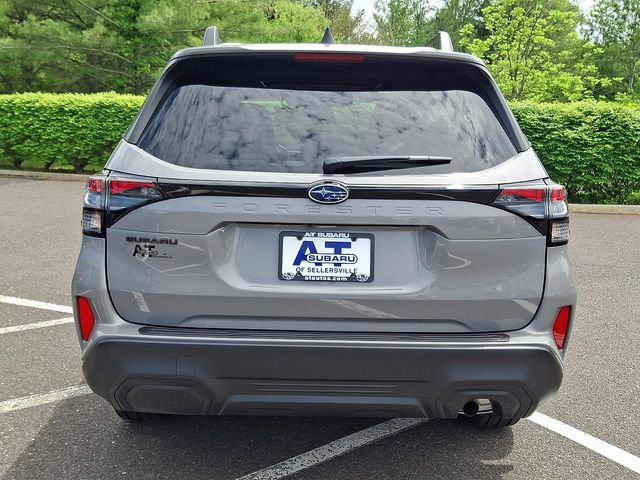 Certified 2025 Subaru Forester Premium AWD/4WD image 5