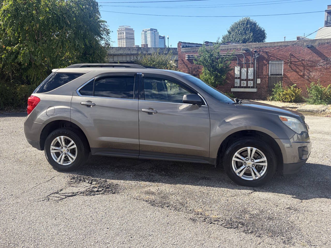 Used 2012 Chevrolet Equinox LT w/ Driver Convenience Package FWD image 3