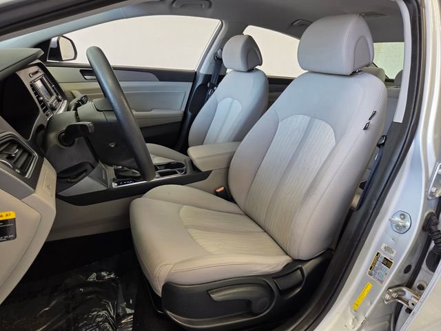 Used 2016 Hyundai Sonata SE image 11