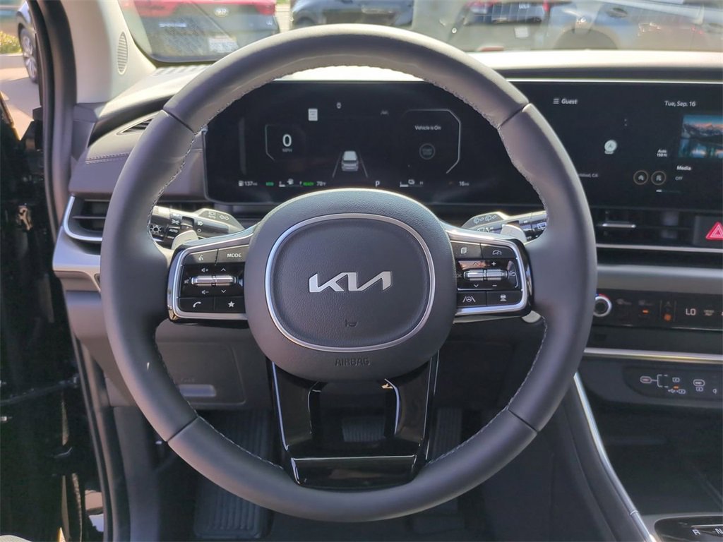 New 2026 Kia Carnival SX Prestige image 15