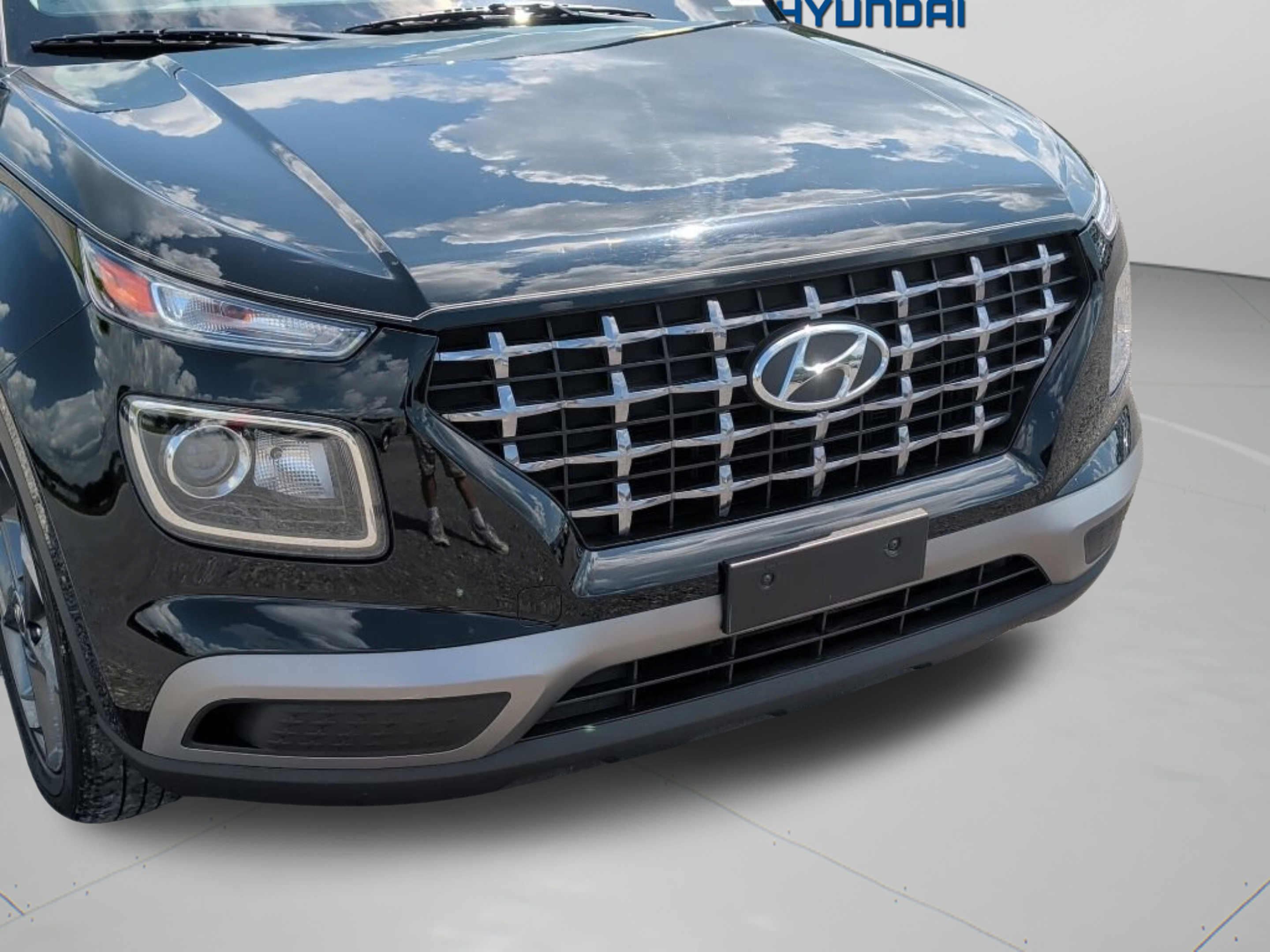 Used 2021 Hyundai Venue SEL FWD image 40