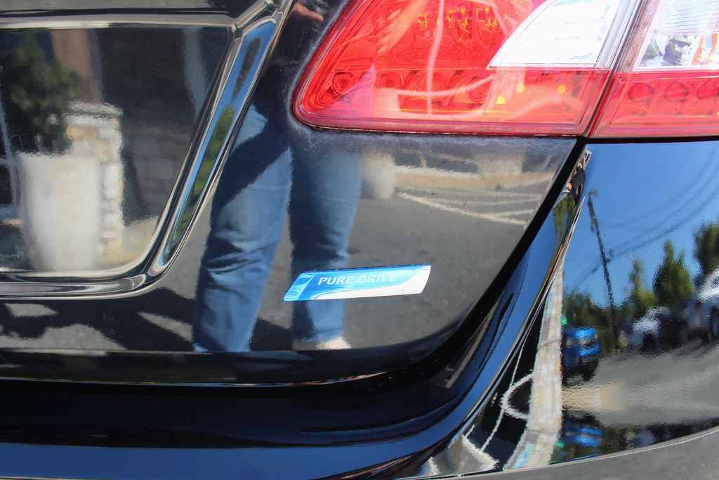Used 2013 Nissan Sentra S FWD image 9