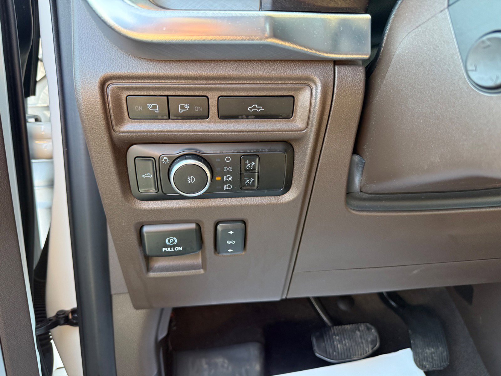 Certified 2023 Ford F150 King Ranch w/ Equipment Group 601A High AWD/4WD image 23