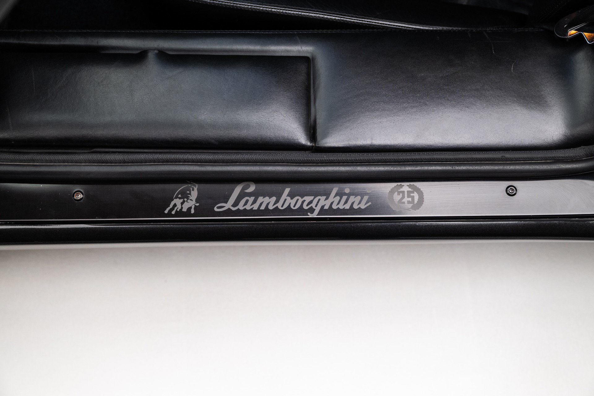Used 1989 Lamborghini Countach Coupe RWD image 15