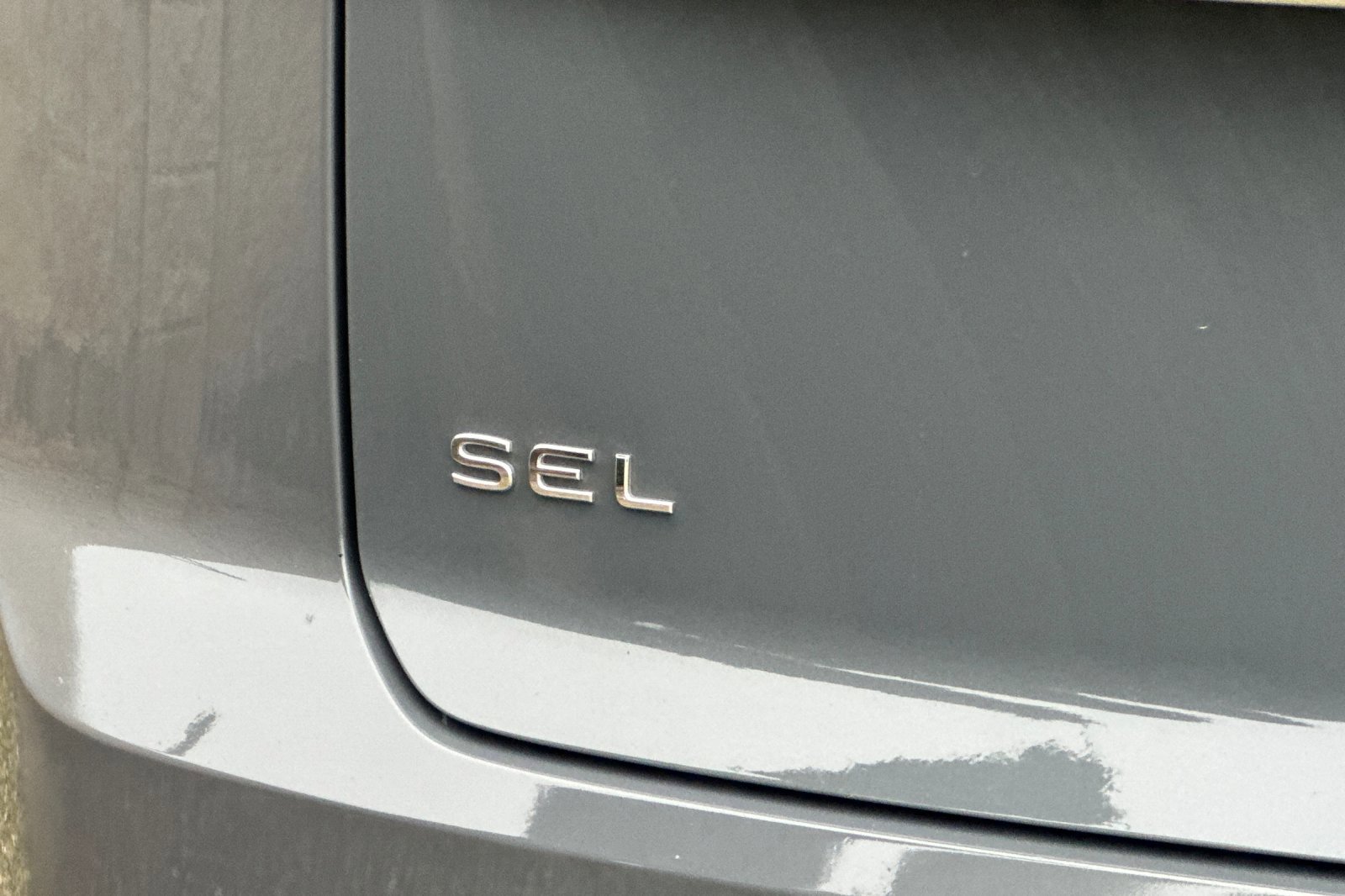 Used 2024 Volkswagen Atlas Cross Sport SEL R-Line image 27