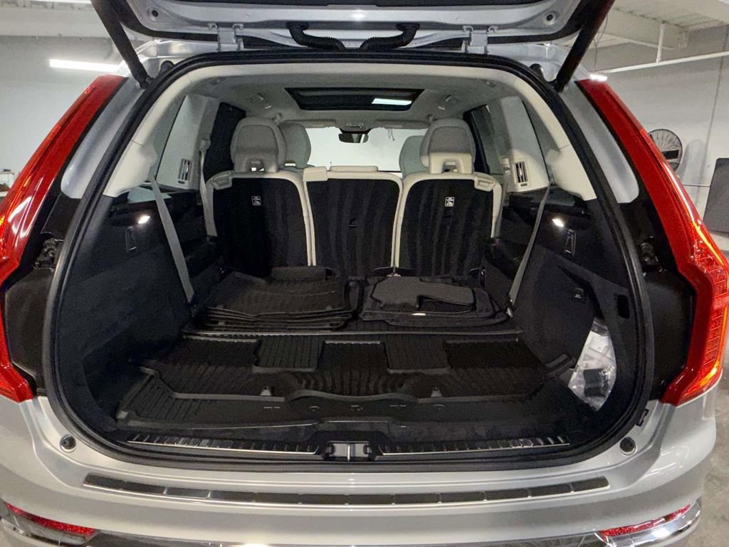 Used 2023 Volvo XC90 T8 Ultimate w/ Protection Package Premier AWD/4WD image 19