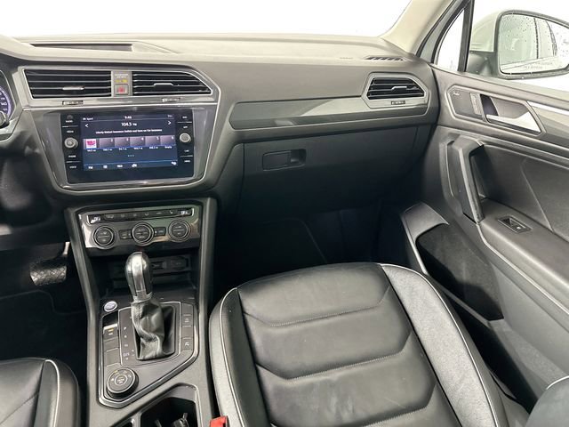 Used 2019 Volkswagen Tiguan SEL Premium w/ 3rd Row Seat Package AWD/4WD image 29