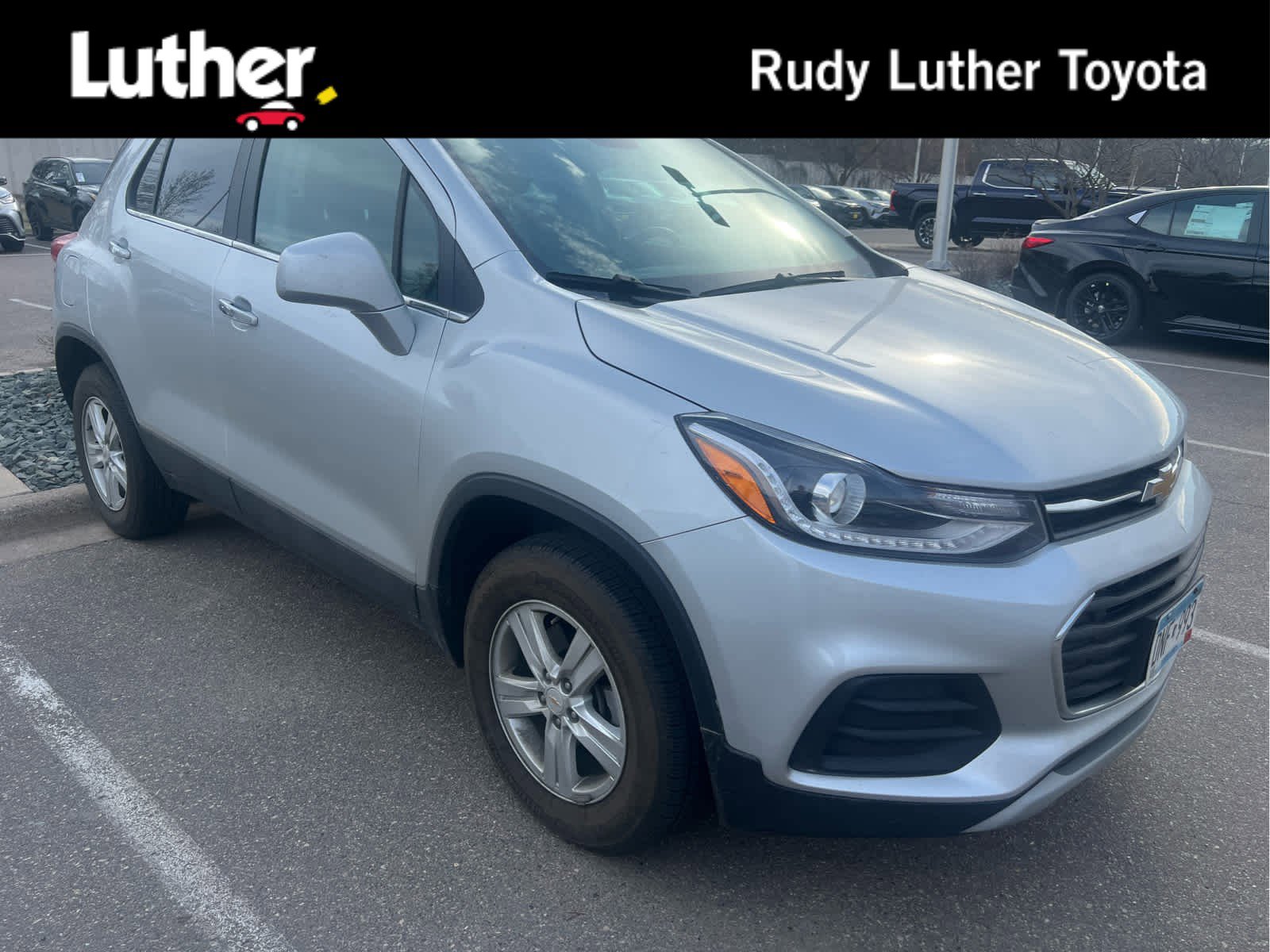 Used 2019 Chevrolet Trax LT w/ LT Convenience Package image 1
