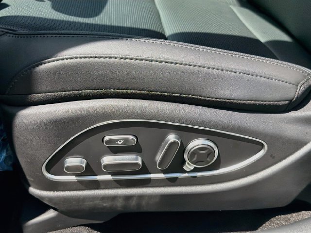 New 2027 Hyundai Palisade Calligraphy FWD image 20