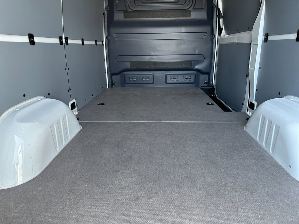 Used 2023 Mercedes-Benz Sprinter 2500 image 13