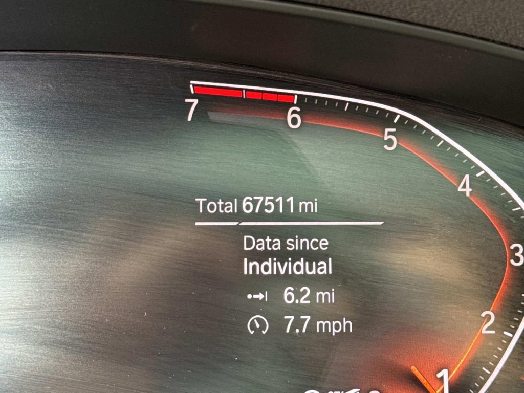 Used 2020 BMW 530i w/ Convenience Package RWD image 29