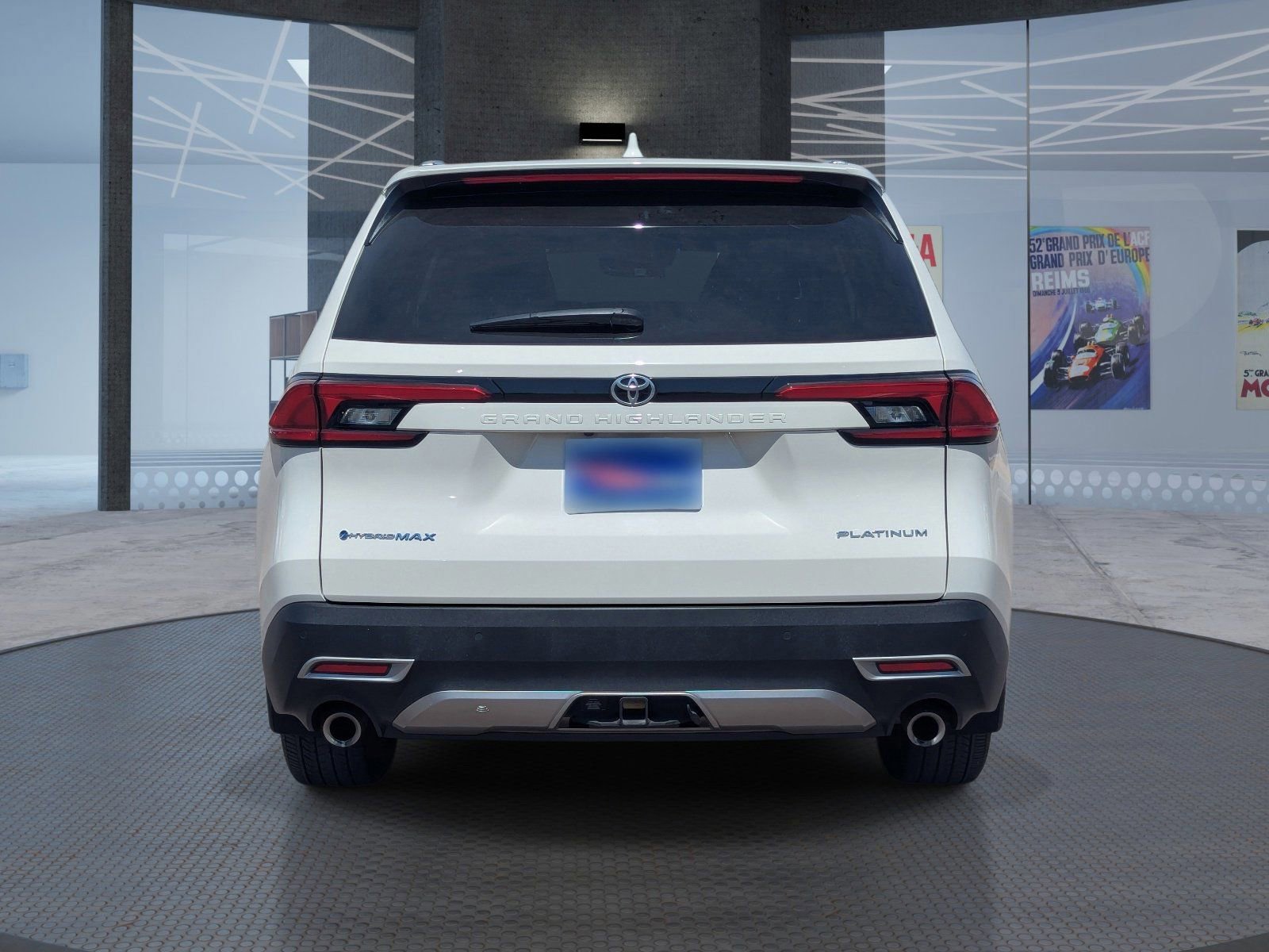 Used 2024 Toyota Grand Highlander AWD Hybrid image 5