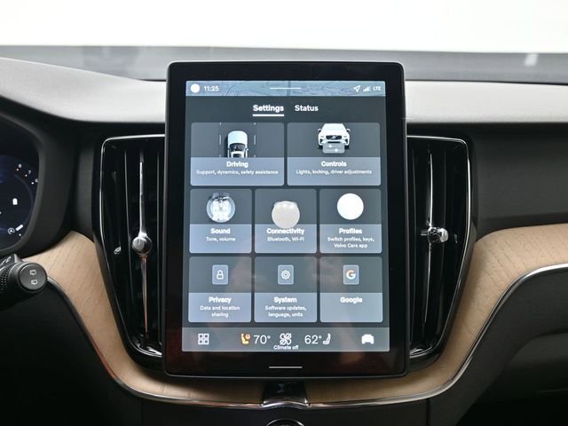 New 2026 Volvo XC60 B5 Plus w/ Protection Package Premier image 16