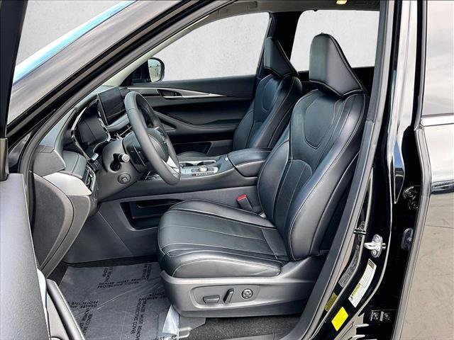 Used 2023 INFINITI QX60 Luxe image 27