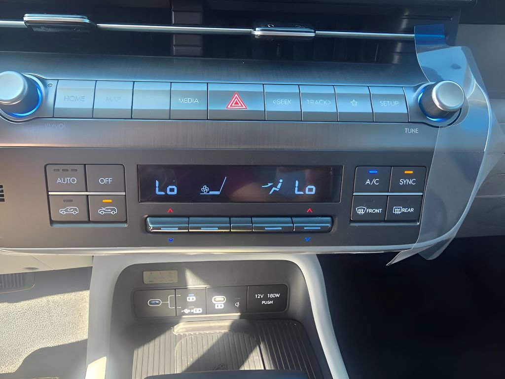 Used 2026 Hyundai Kona SEL Sport AWD/4WD image 22