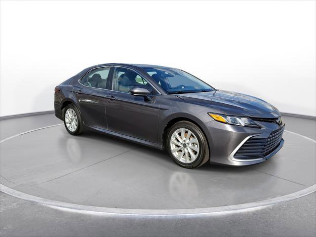 Used 2024 Toyota Camry LE image 9