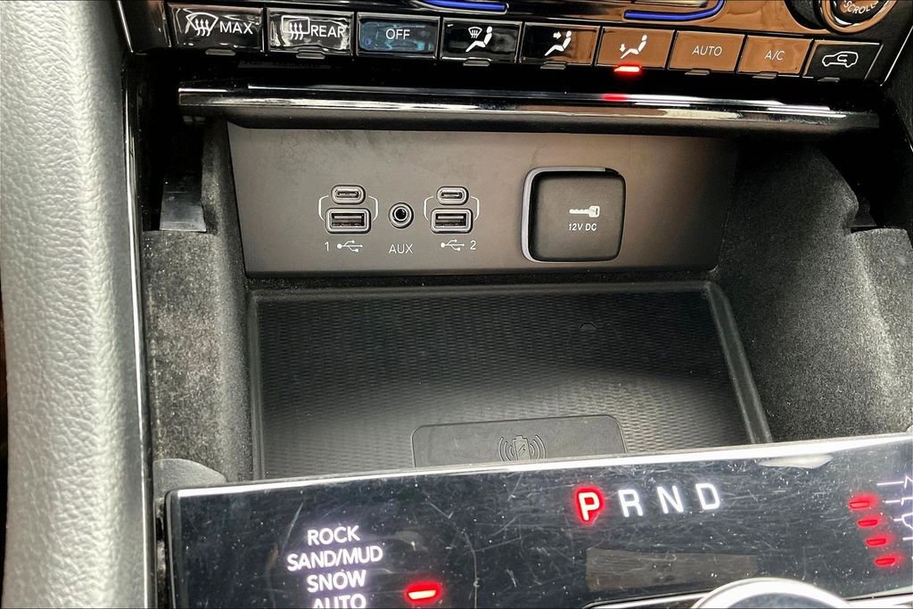 Used 2021 Jeep Grand Cherokee L Summit w/ Advanced Protech Group IV image 16