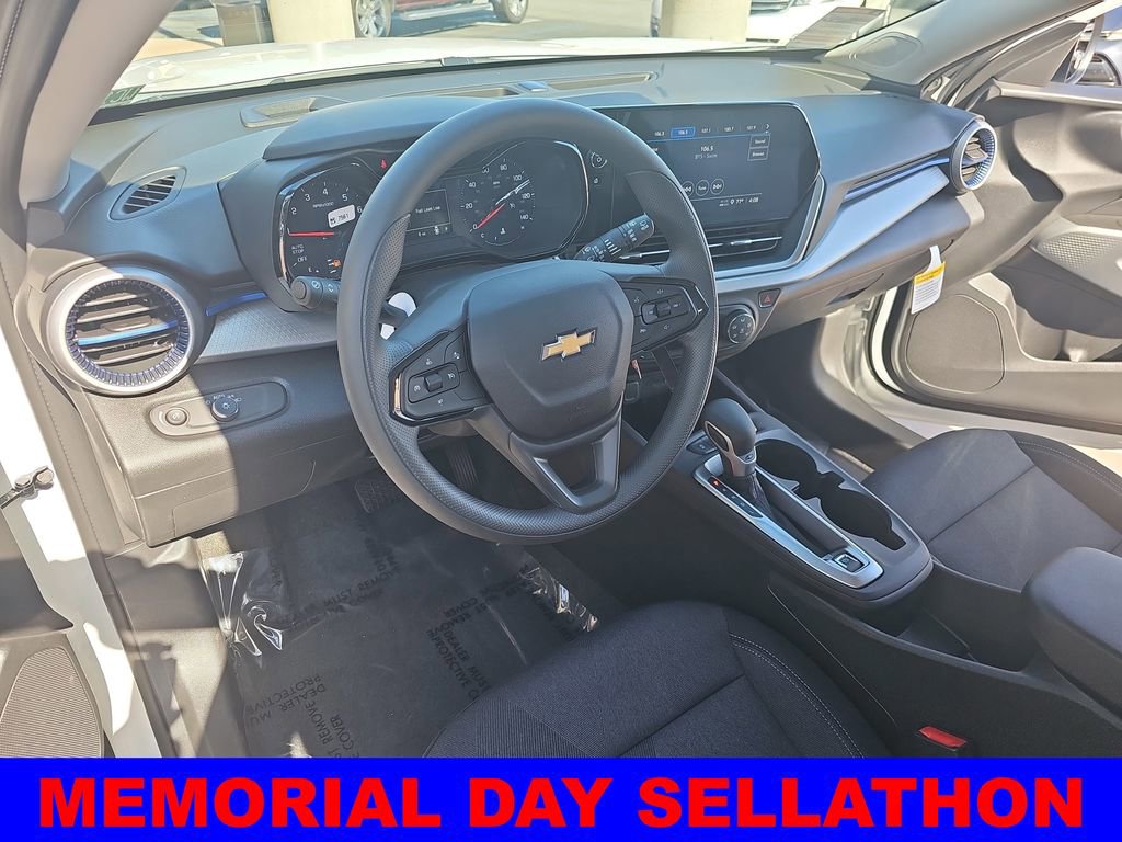 New 2026 Chevrolet Trax LS w/ Driver Confidence Package FWD image 19