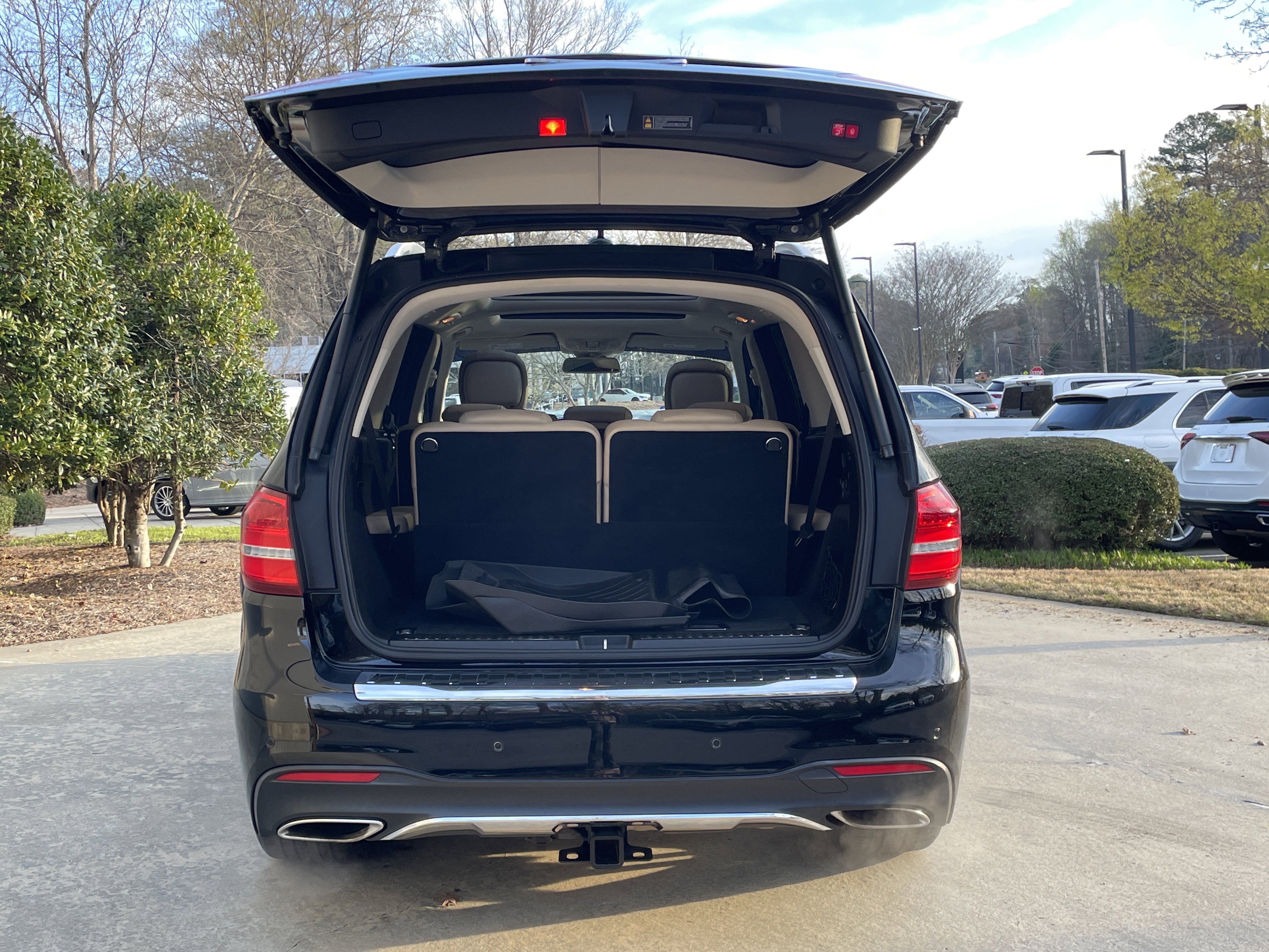 Used 2019 Mercedes-Benz GLS 550 GLS 550 4MATIC SUV image 9