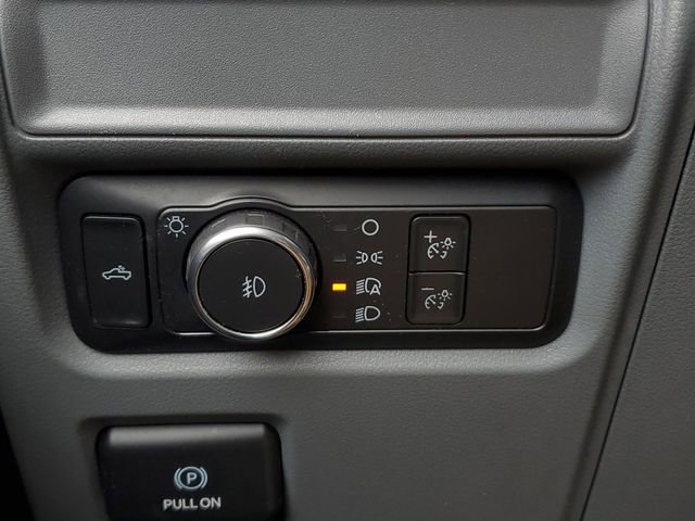 Used 2021 Ford F150 XLT image 34