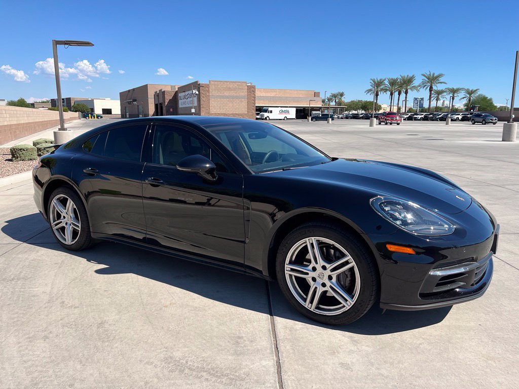 Used 2017 Porsche Panamera 4 AWD/4WD image 3