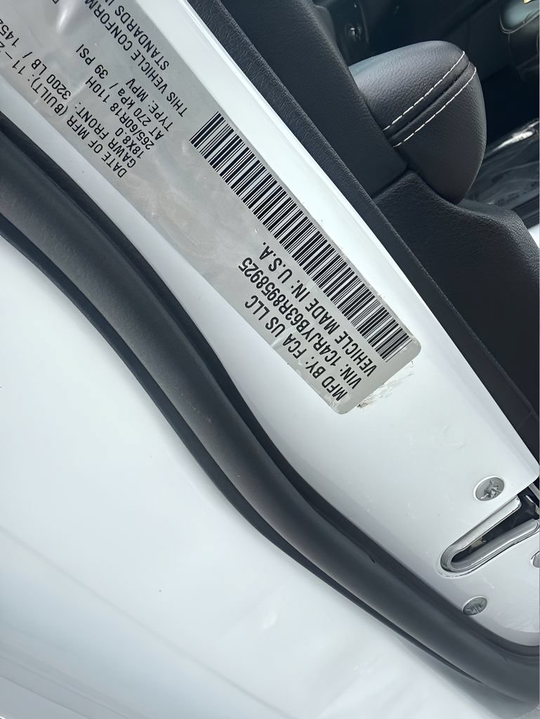 Used 2024 Jeep Grand Cherokee Limited 4xe AWD/4WD image 24