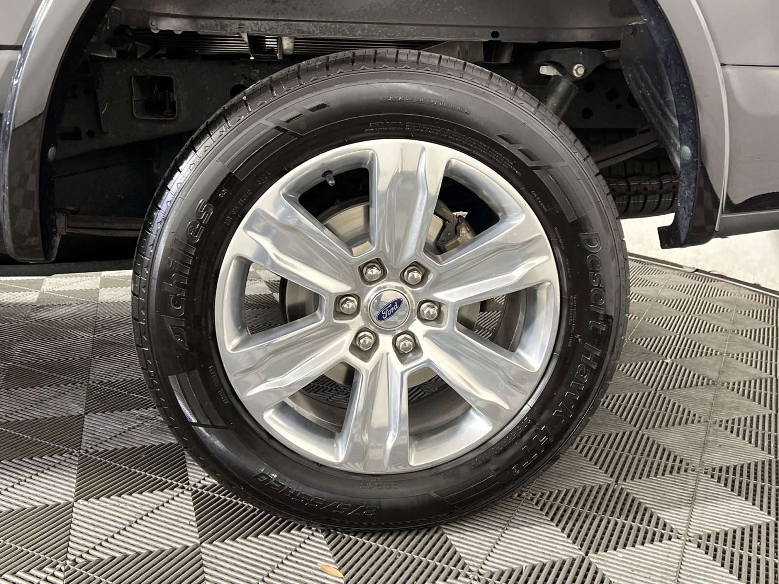 Used 2020 Ford F150 Platinum w/ Equipment Group 701A Luxury image 12