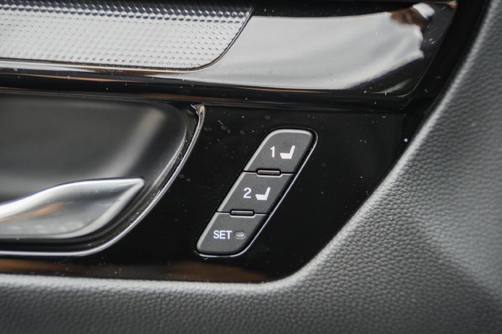 Certified 2026 Honda CR-V EX-L image 40
