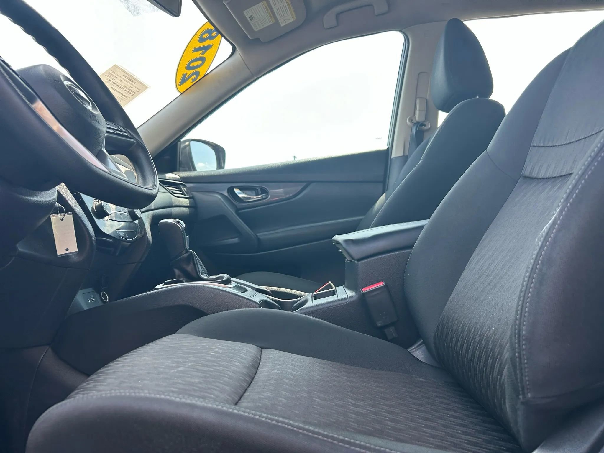 Used 2018 Nissan Rogue S image 9