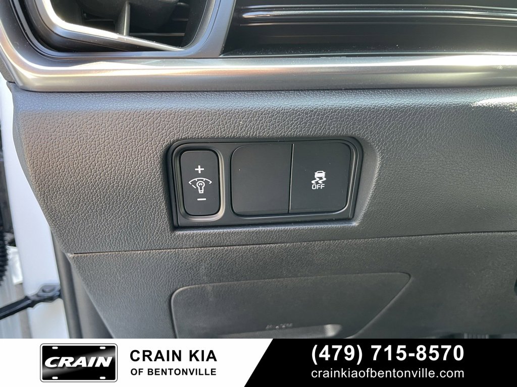 New 2025 Kia Sorento S image 11