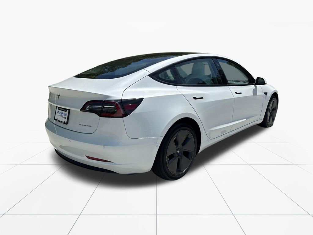 Used 2022 Tesla Model 3 Long Range AWD/4WD image 9