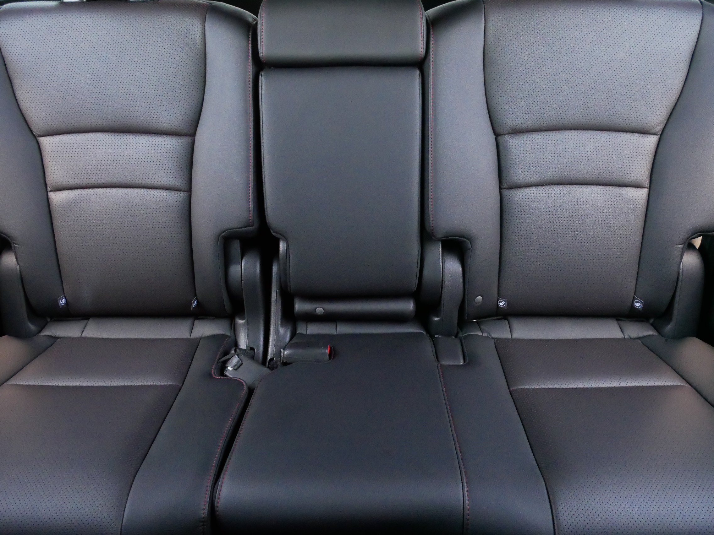 Used 2024 Honda Passport Black Edition image 13