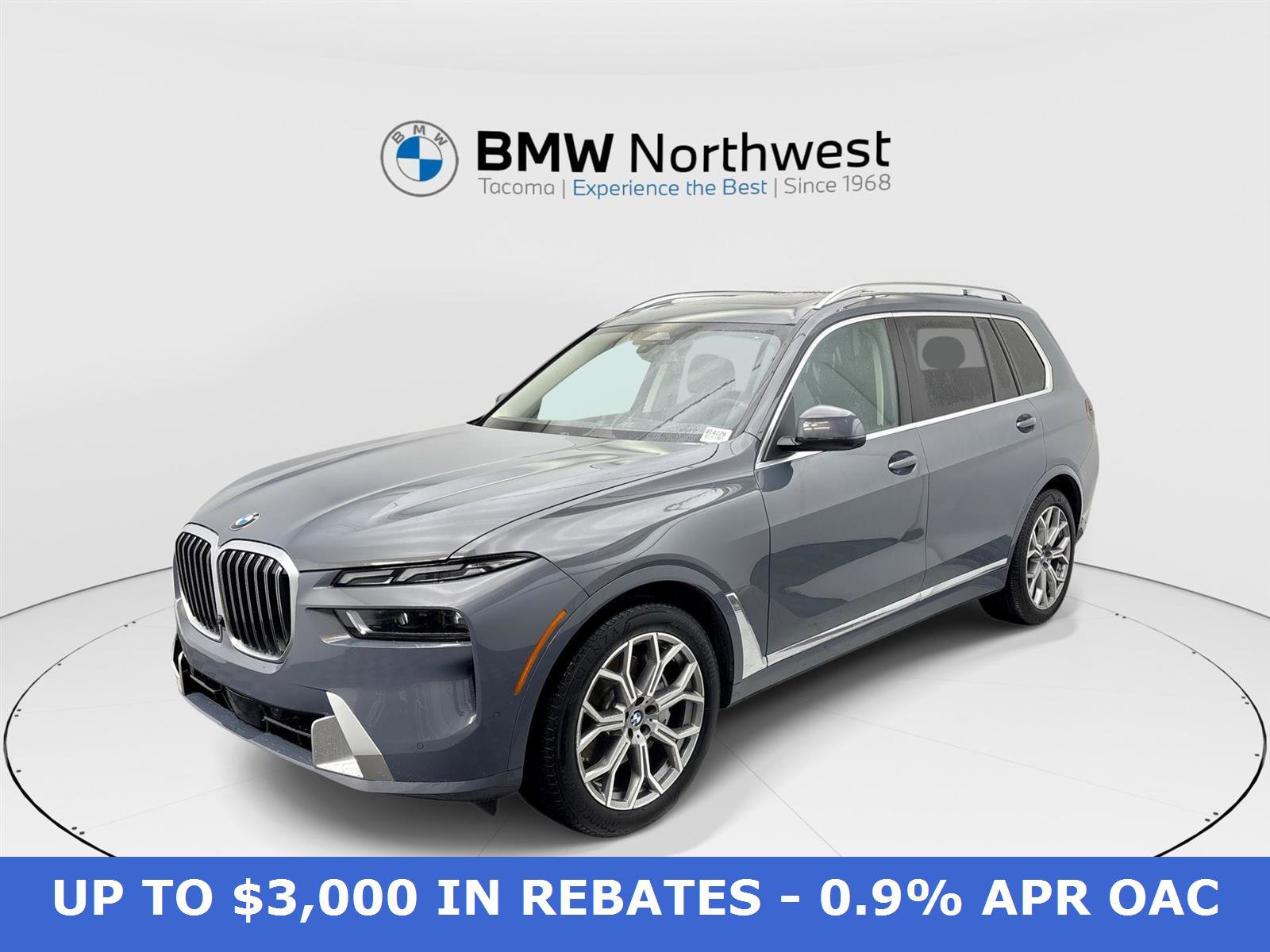 Used 2025 BMW X7 xDrive40i w/ Climate Comfort Package image 1