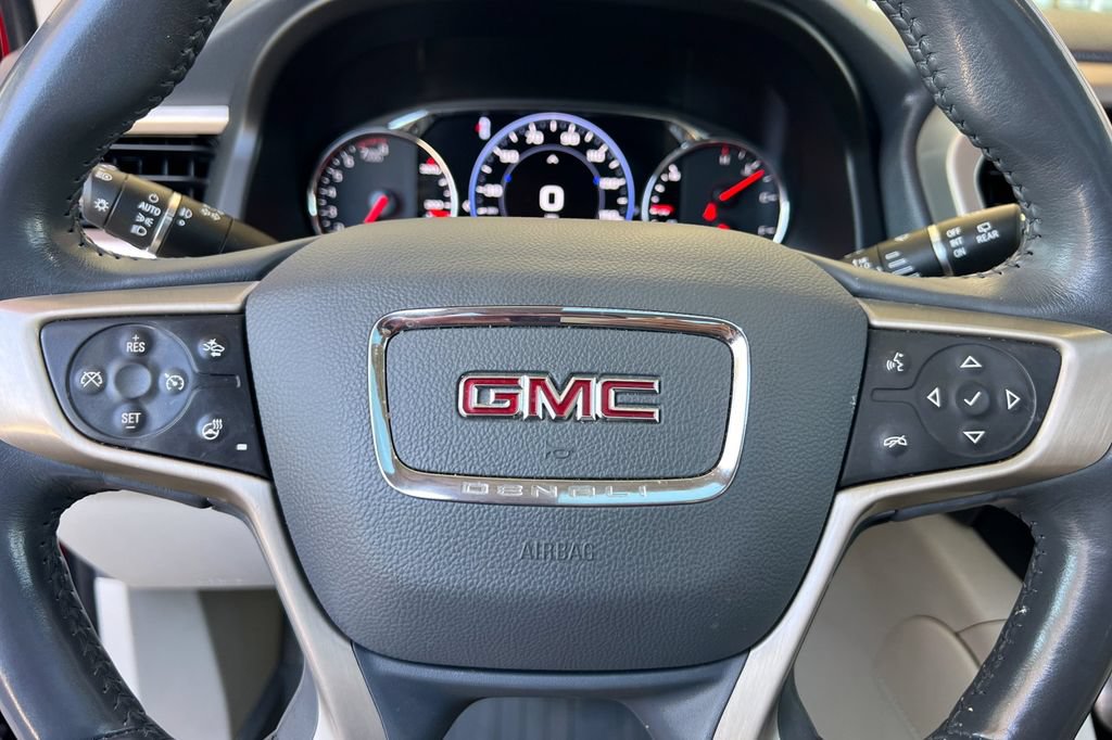 Used 2022 GMC Acadia Denali w/ Denali Ultimate Package AWD/4WD image 27