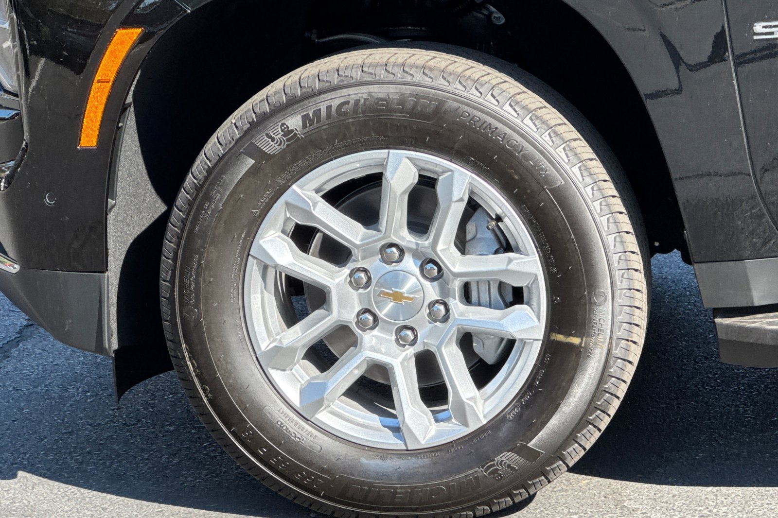 New 2026 Chevrolet Suburban LS w/ Max Trailering Package RWD image 26