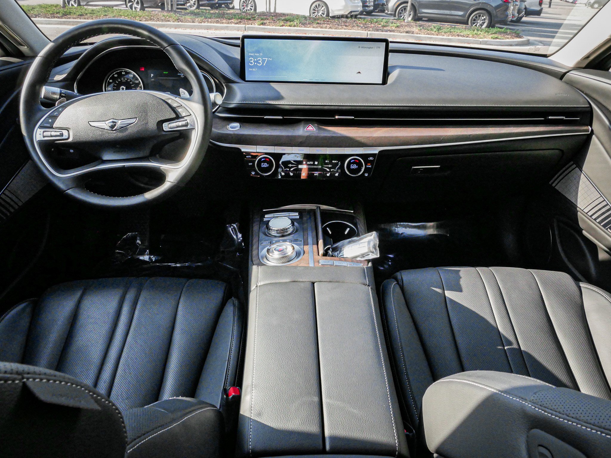 Used 2024 Genesis G80 image 26