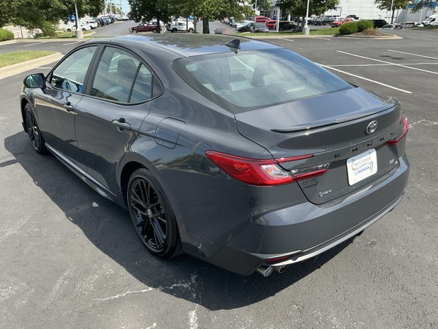 Used 2025 Toyota Camry SE FWD image 7