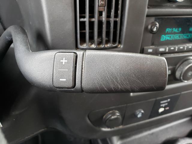 Used 2015 Chevrolet Express 2500 RWD image 18