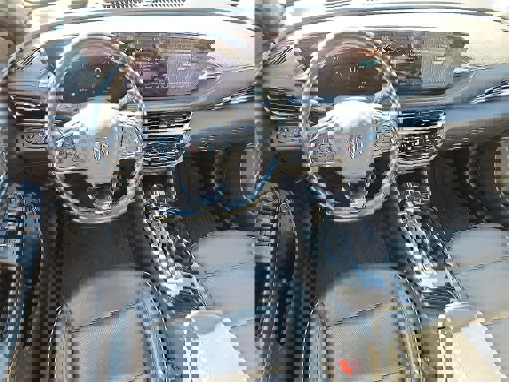 Used 2024 Buick Envista Avenir image 11