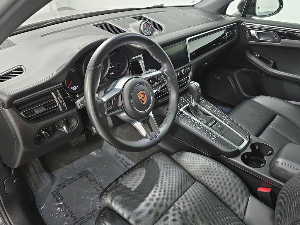 Used 2019 Porsche Macan AWD/4WD image 4
