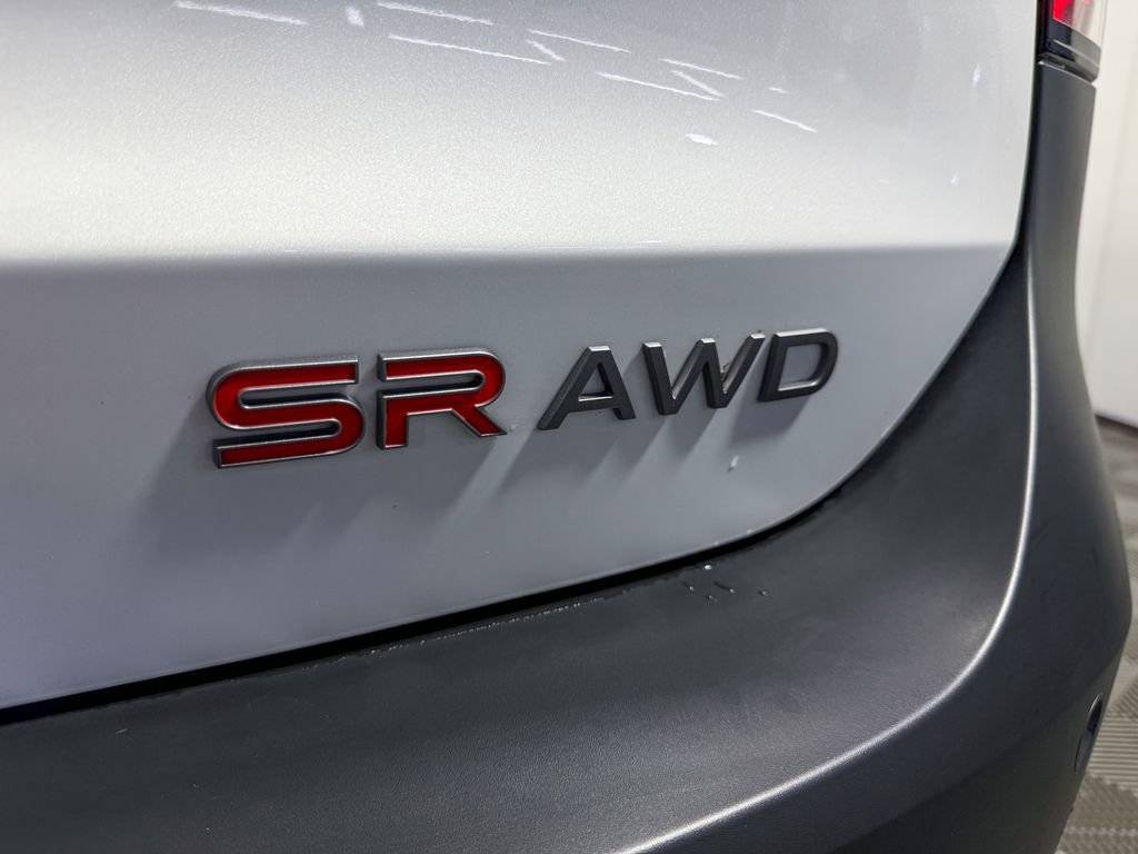 Certified 2025 Nissan Kicks SR w/ SR Premium Package AWD/4WD image 10