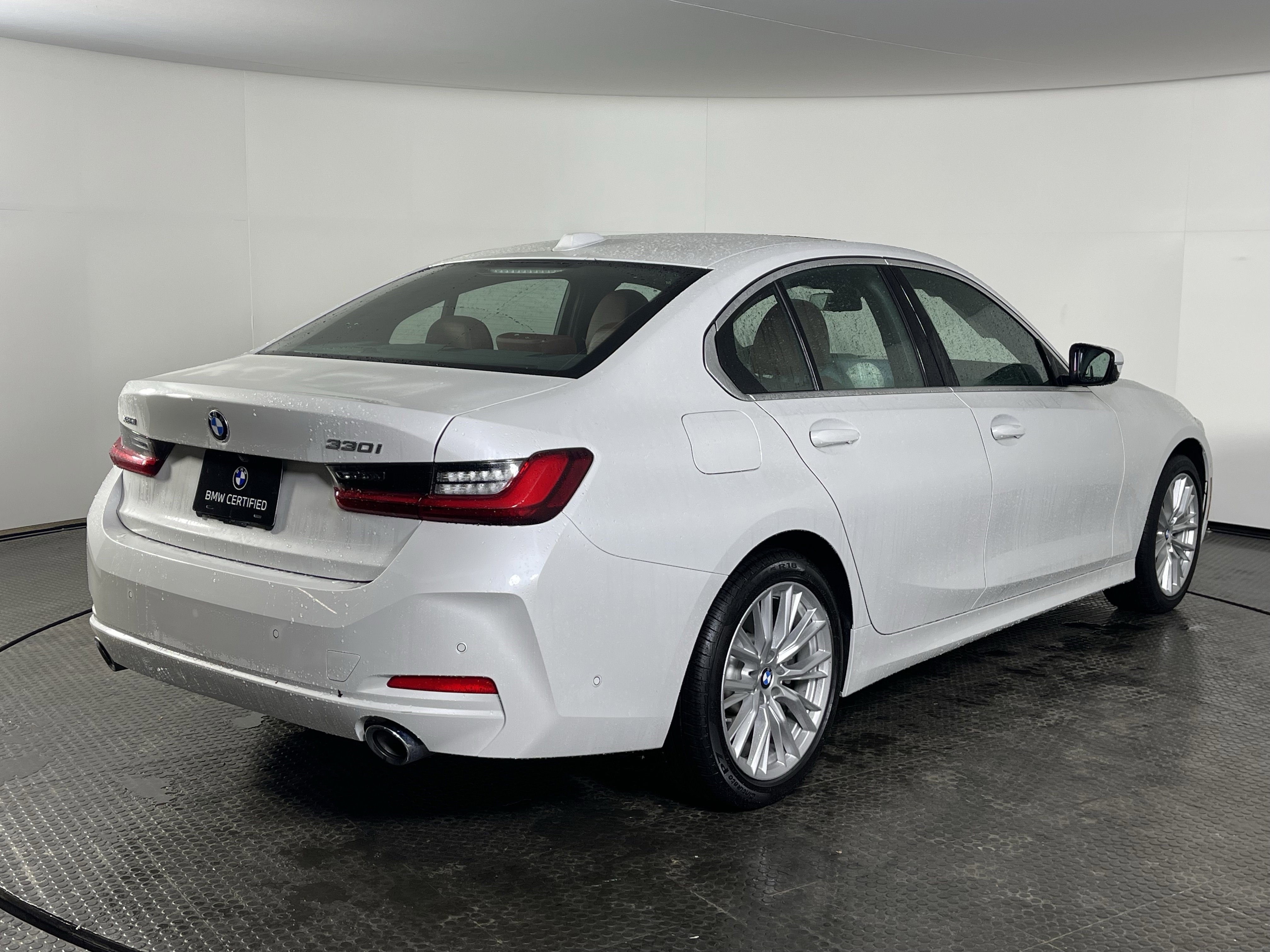 Certified 2024 BMW 330i xDrive 330i xDrive w/ Premium Package image 5