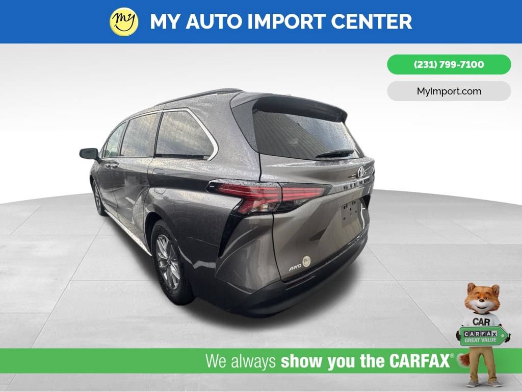 Used 2021 Toyota Sienna XLE w/ XLE Plus Package AWD/4WD image 4