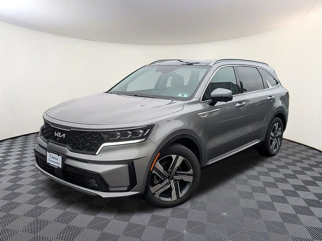 Used 2023 Kia Sorento SX Prestige w/ Panoramic Sunroof Package