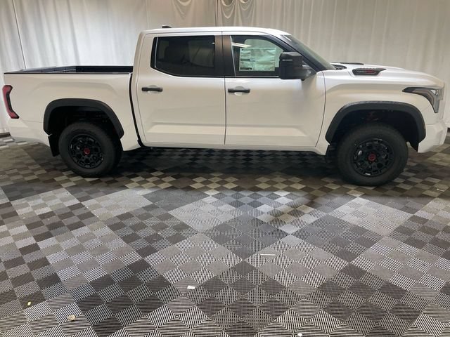 Used 2025 Toyota Tundra TRD Pro w/ TRD Pro Tow Package AWD/4WD image 9