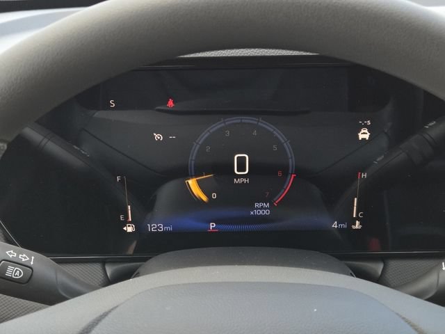 New 2026 Chevrolet TrailBlazer LT w/ Driver Confidence Package FWD image 32