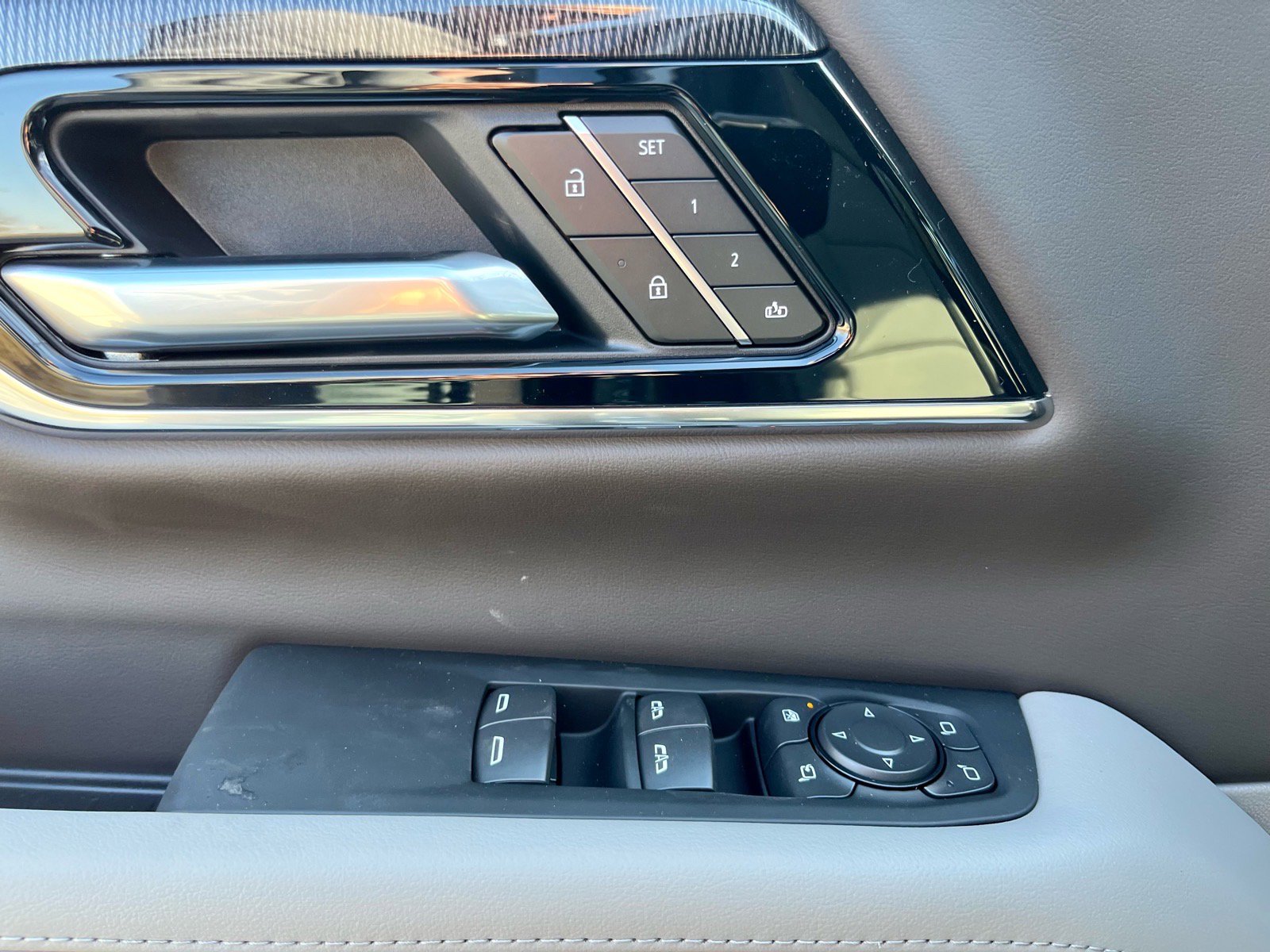 New 2026 GMC Yukon Elevation image 15